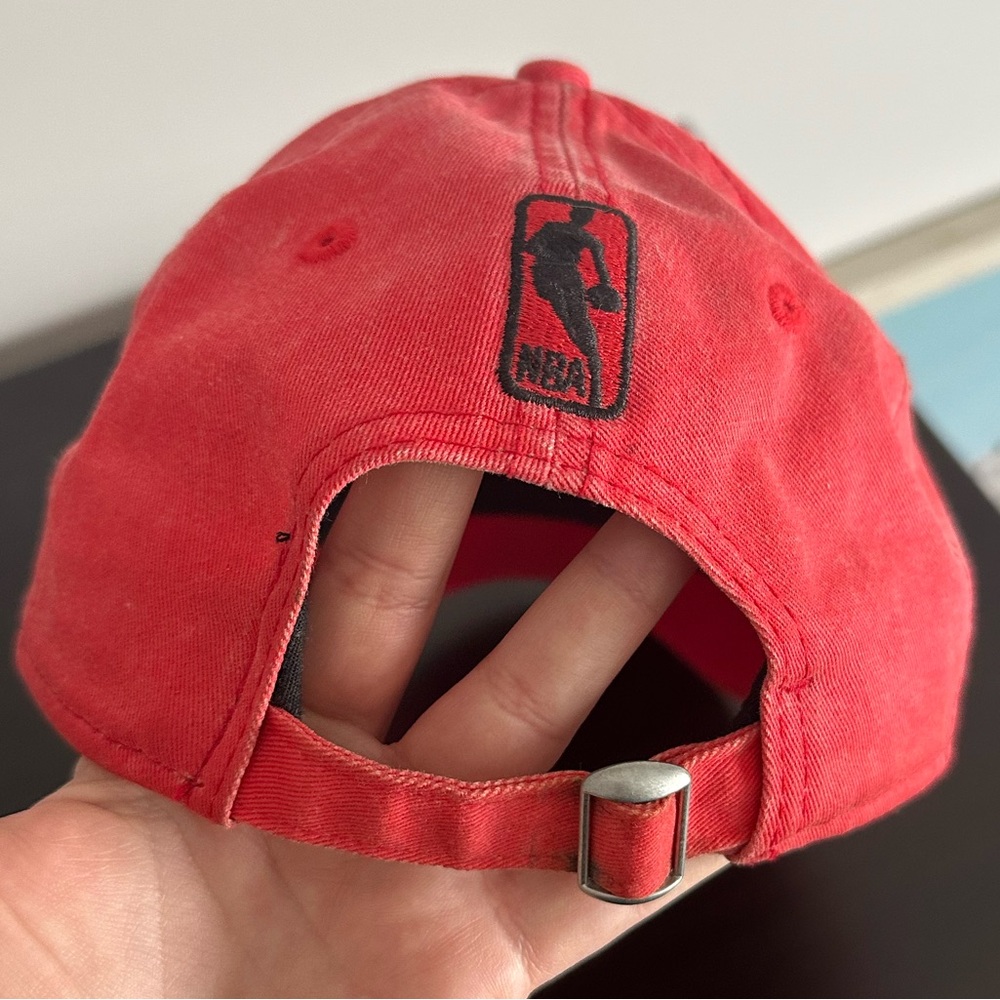 Toronto Raptors Baseball Hat - Picture 4 of 6